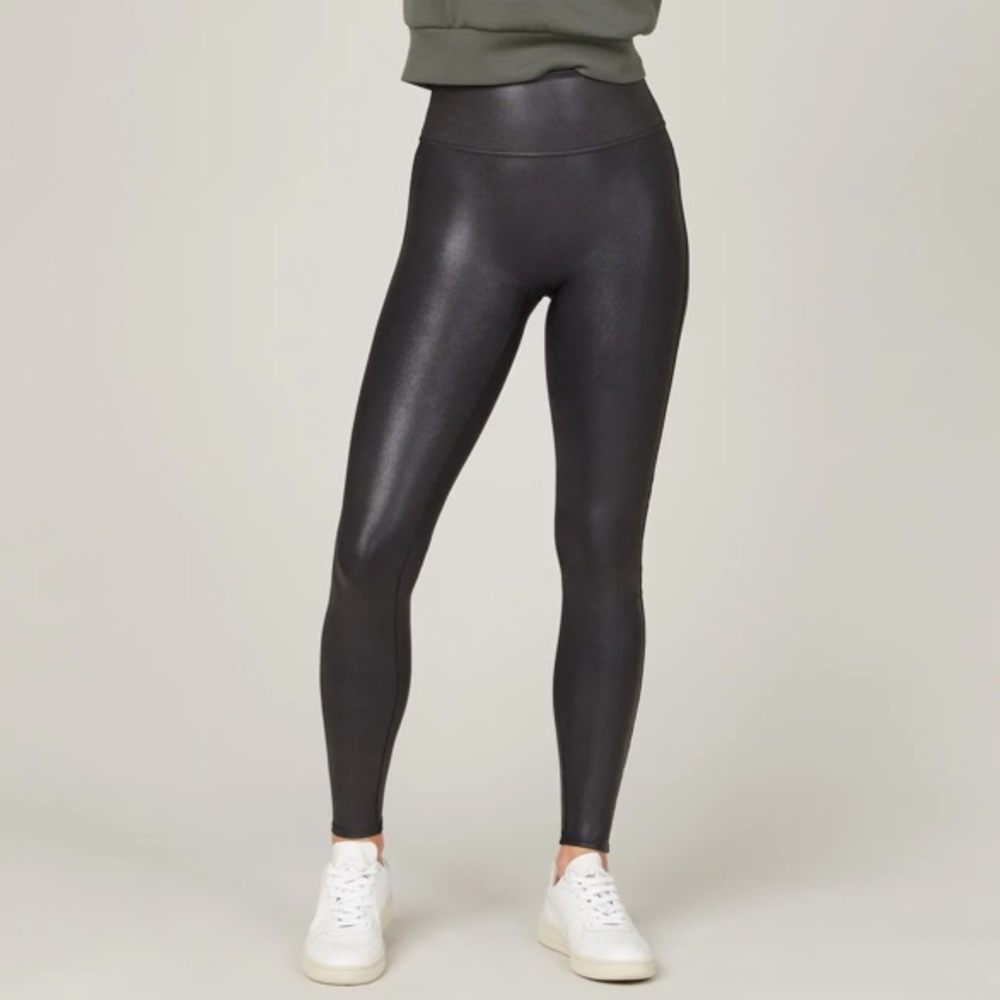 NWT Spanx faux leather leggings size small petite